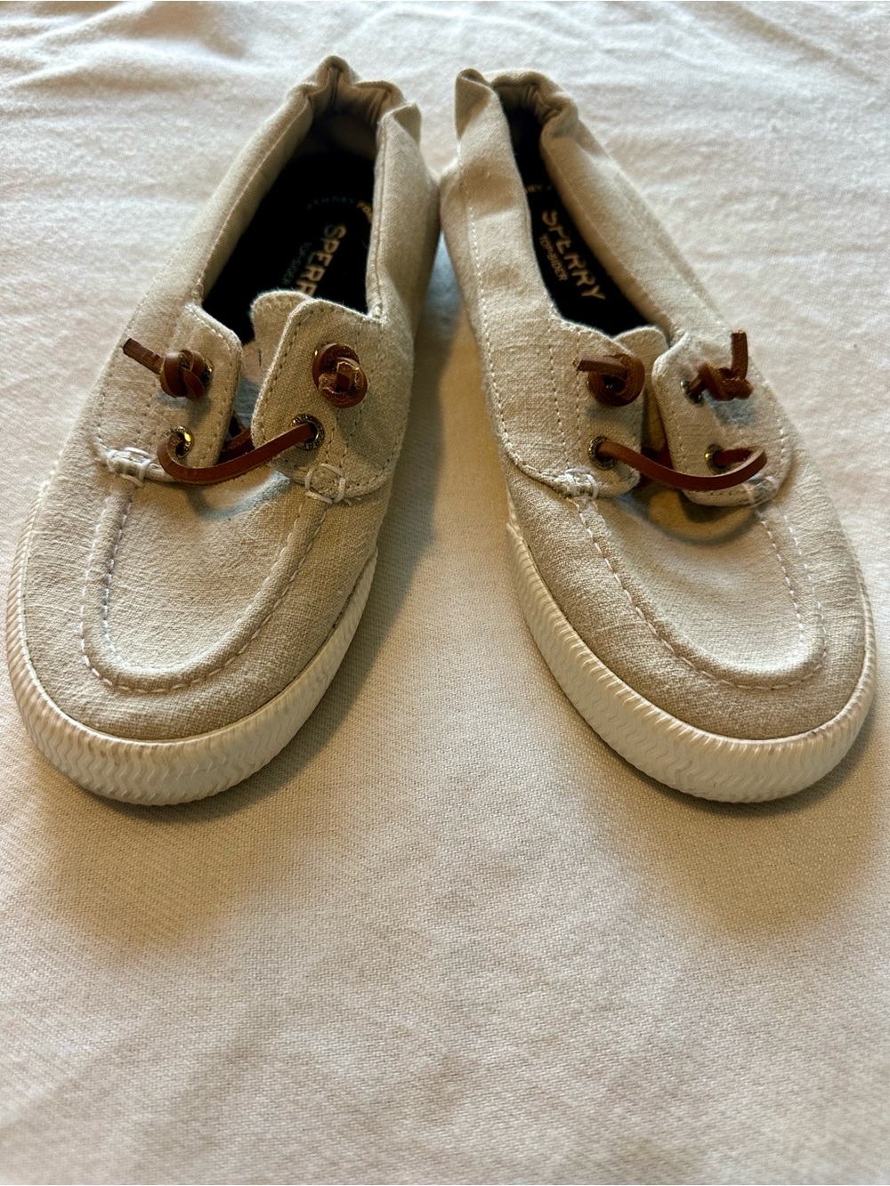 Sperry Women's Beige Canvas Boat Shoes with Brown Laces Size 7